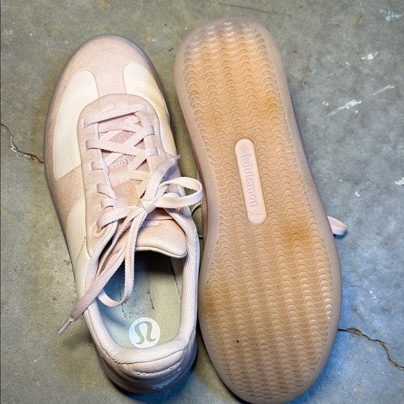 Lululemon Athletica Women's Blush Sneakers - Picture 8 of 8